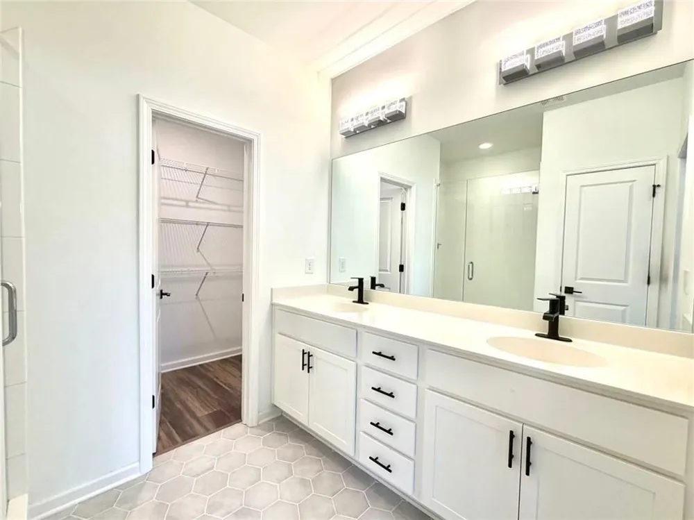 4399 Gillon Circle SE Atlanta, GA 30339