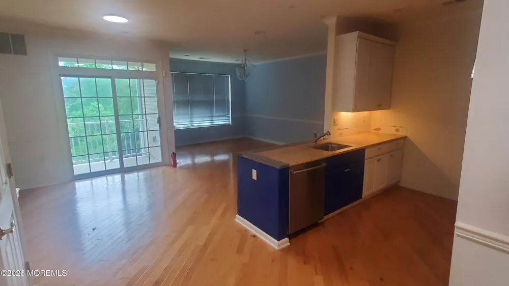 338 Sophee Lane #338 Lakewood, NJ 08701