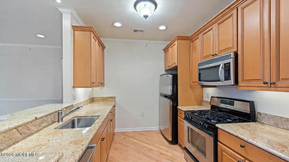 338 Sophee Lane #338 Lakewood, NJ 08701