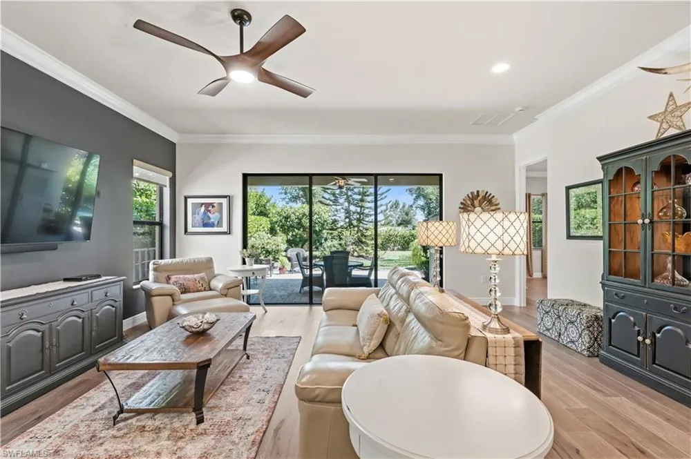 2870 Cinnamon Bay Circle NW Naples, FL 34119