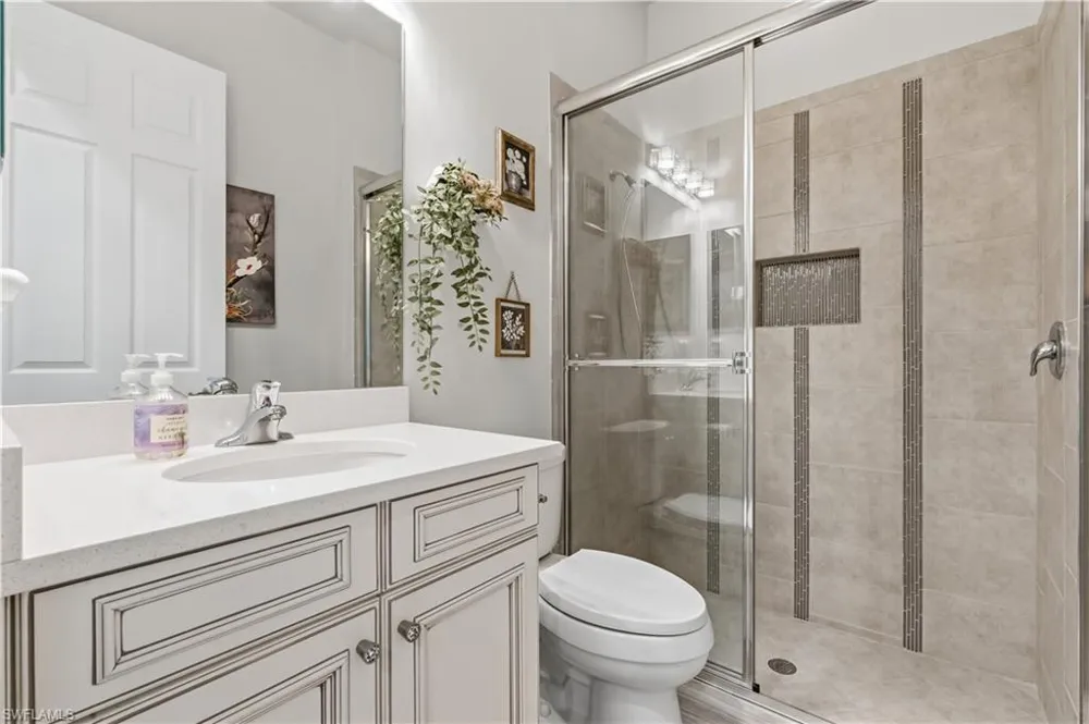 2870 Cinnamon Bay Circle NW Naples, FL 34119