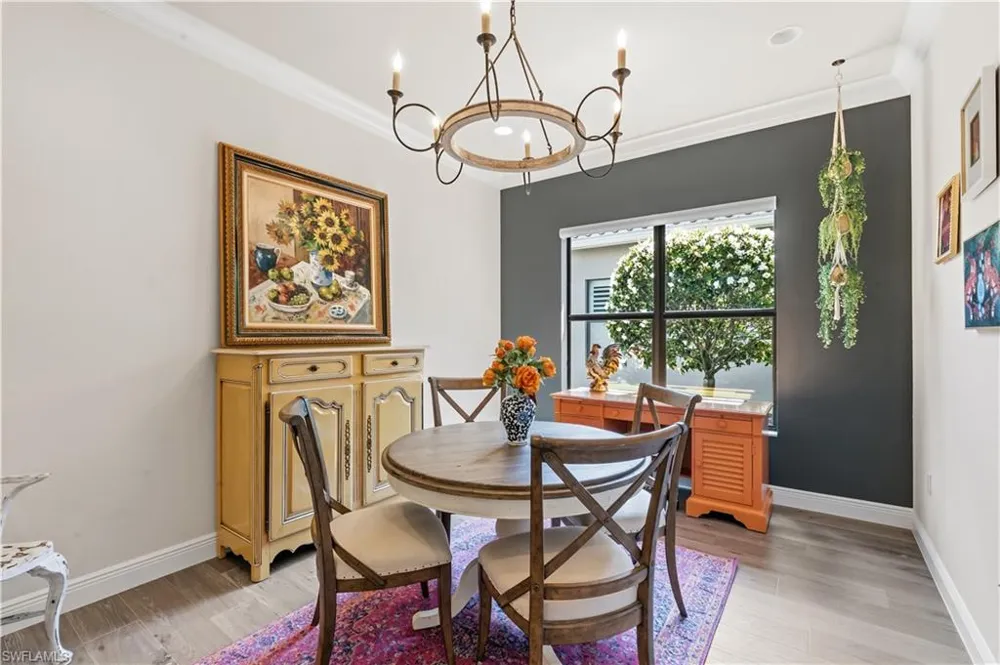 2870 Cinnamon Bay Circle NW Naples, FL 34119