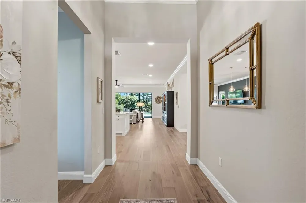 2870 Cinnamon Bay Circle NW Naples, FL 34119