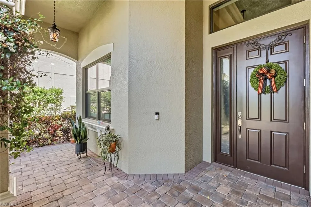 2870 Cinnamon Bay Circle NW Naples, FL 34119