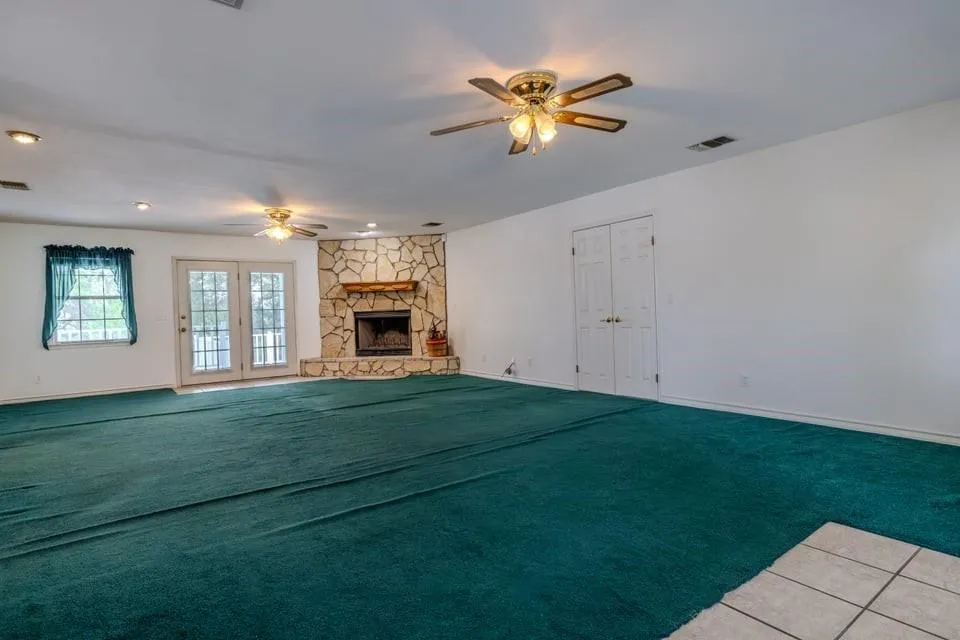 483 Riverside Drive Palacios, TX 77465
