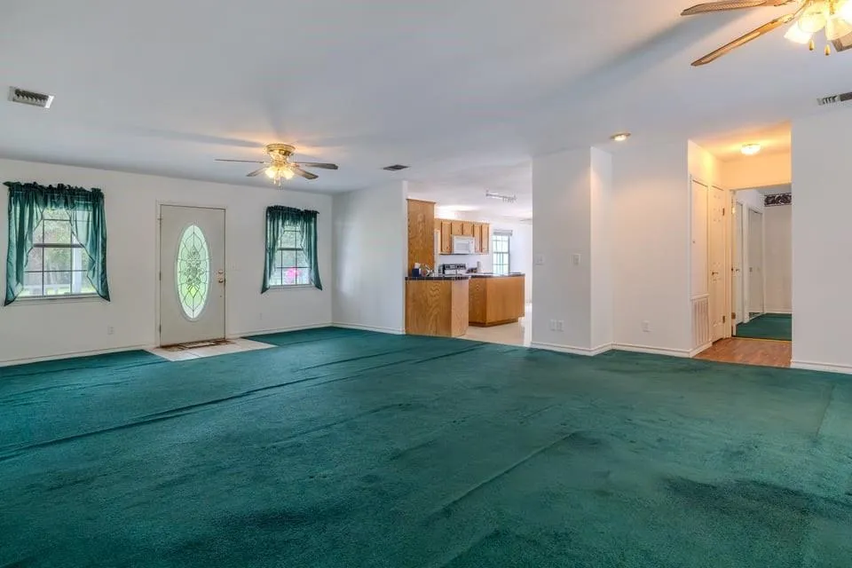 483 Riverside Drive Palacios, TX 77465