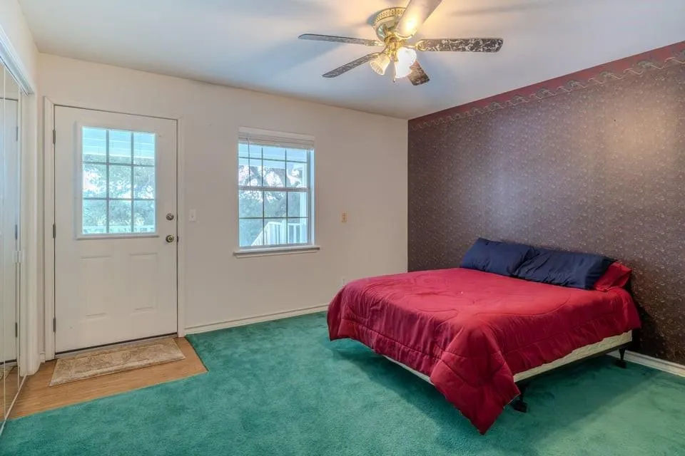 483 Riverside Drive Palacios, TX 77465