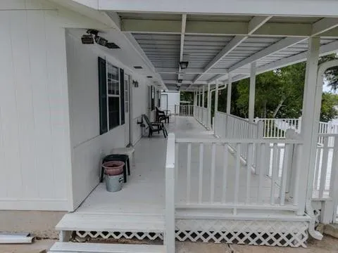 483 Riverside Drive Palacios, TX 77465