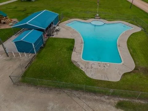 483 Riverside Drive Palacios, TX 77465