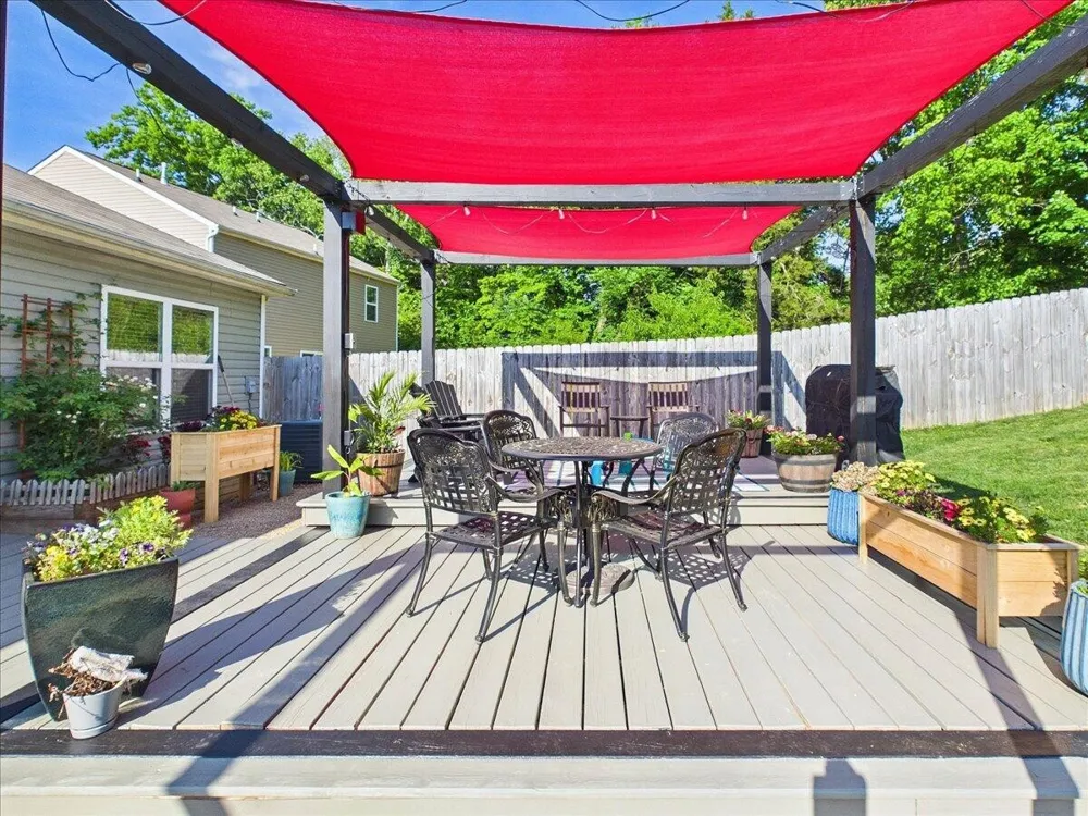 703 Tellico Avenue W Athens, TN 37303