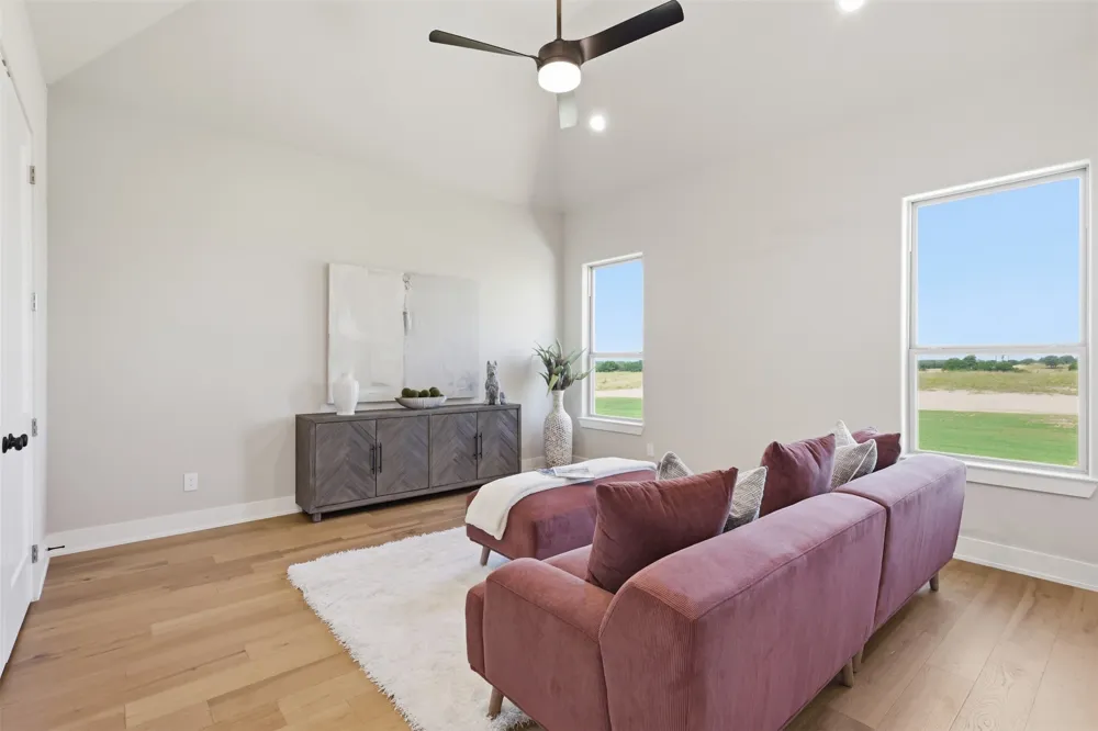 2006 Lindale Lane Granbury, TX 76049