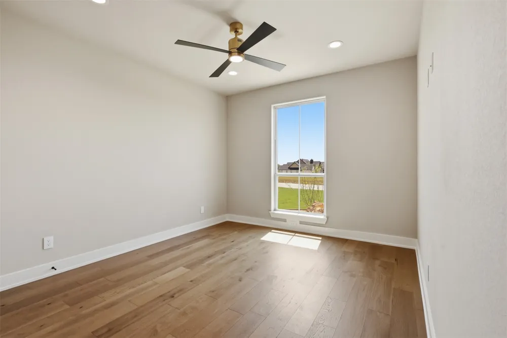 2006 Lindale Lane Granbury, TX 76049