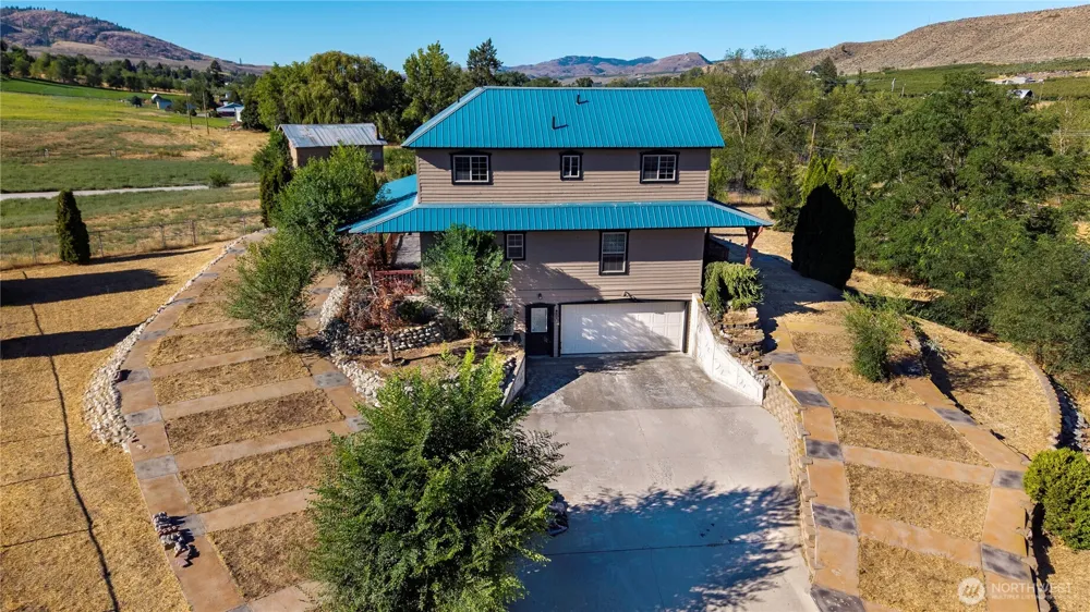 6 Orchard Loop S. Tonasket, WA 98855