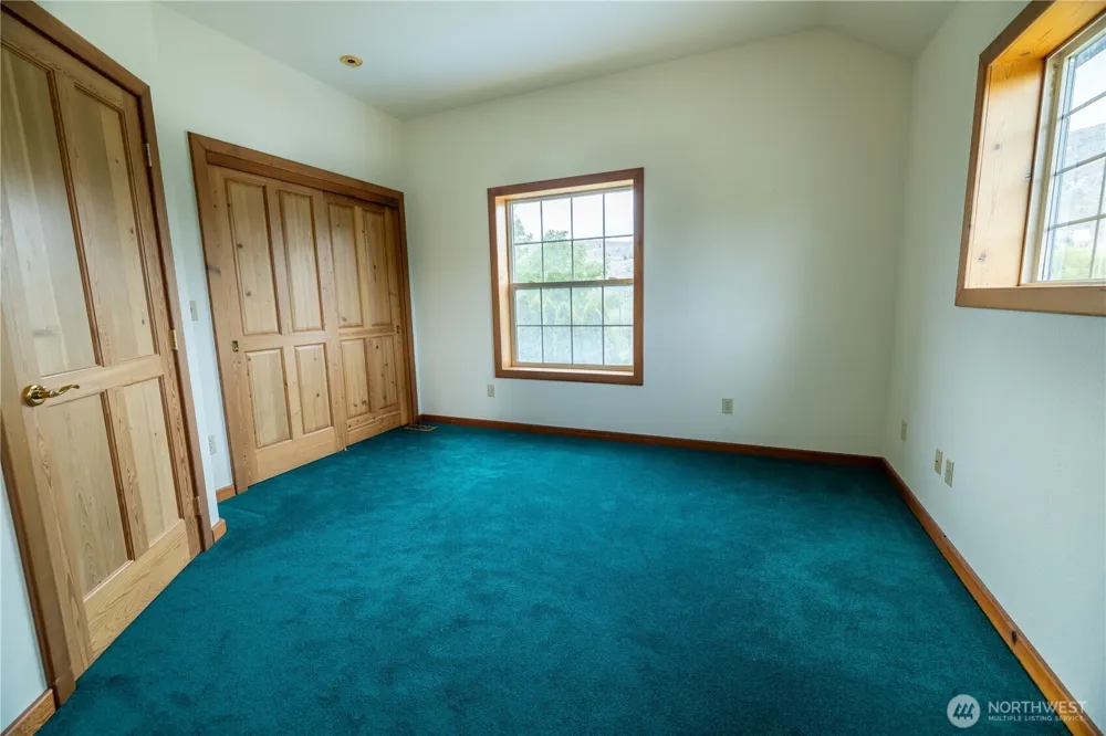 6 Orchard Loop S. Tonasket, WA 98855