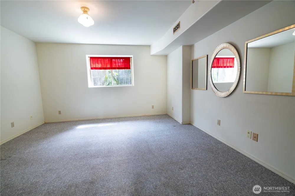 6 Orchard Loop S. Tonasket, WA 98855