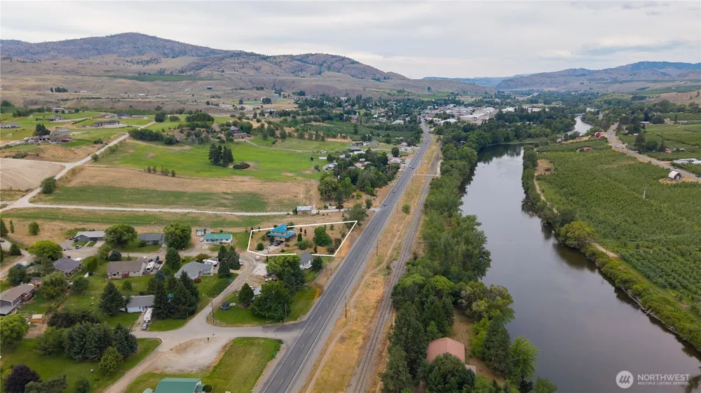 6 Orchard Loop S. Tonasket, WA 98855