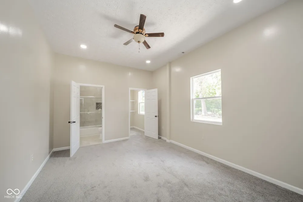 41 W Warrick Street Knightstown, IN 46148