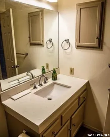 601 Thelma Dr Unit 201 Olmos Park, TX 78212