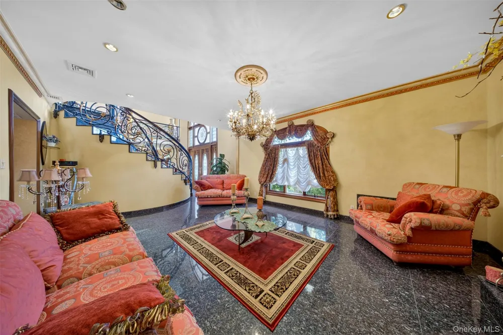 162-25 Cryders Lane Whitestone, NY 11357