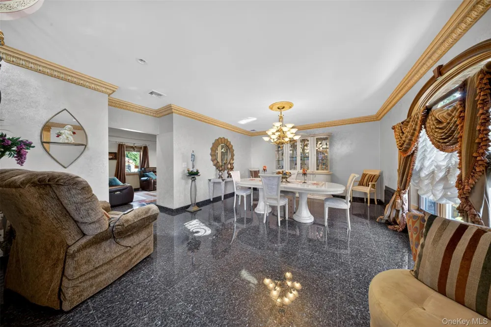 162-25 Cryders Lane Whitestone, NY 11357