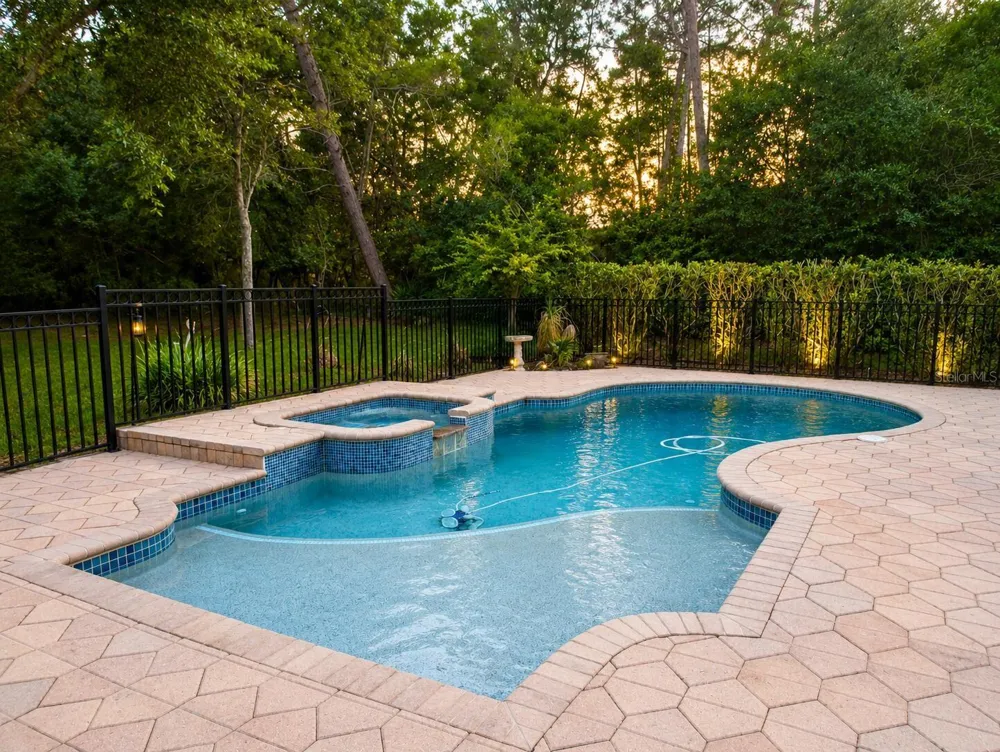 301 SEMINOLE WOODS BOULEVARD Geneva, FL 32732