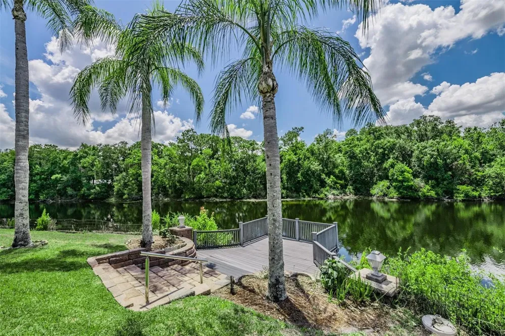 3817 NICHOLAS CIRCLE Tarpon Springs, FL 34688