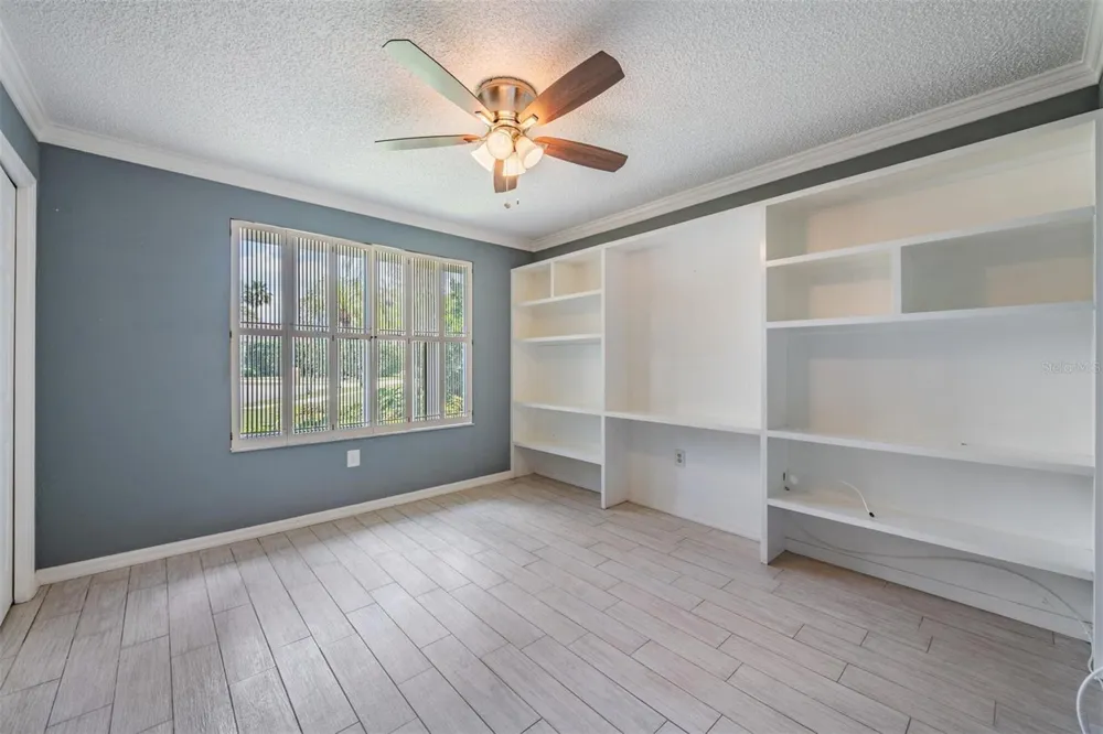 3817 NICHOLAS CIRCLE Tarpon Springs, FL 34688
