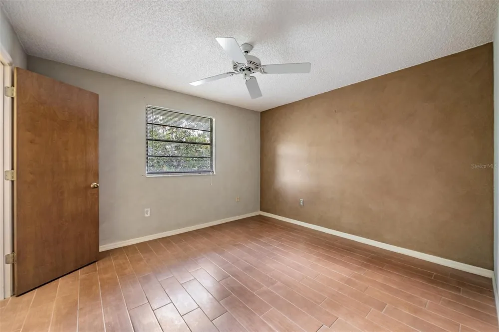3817 NICHOLAS CIRCLE Tarpon Springs, FL 34688