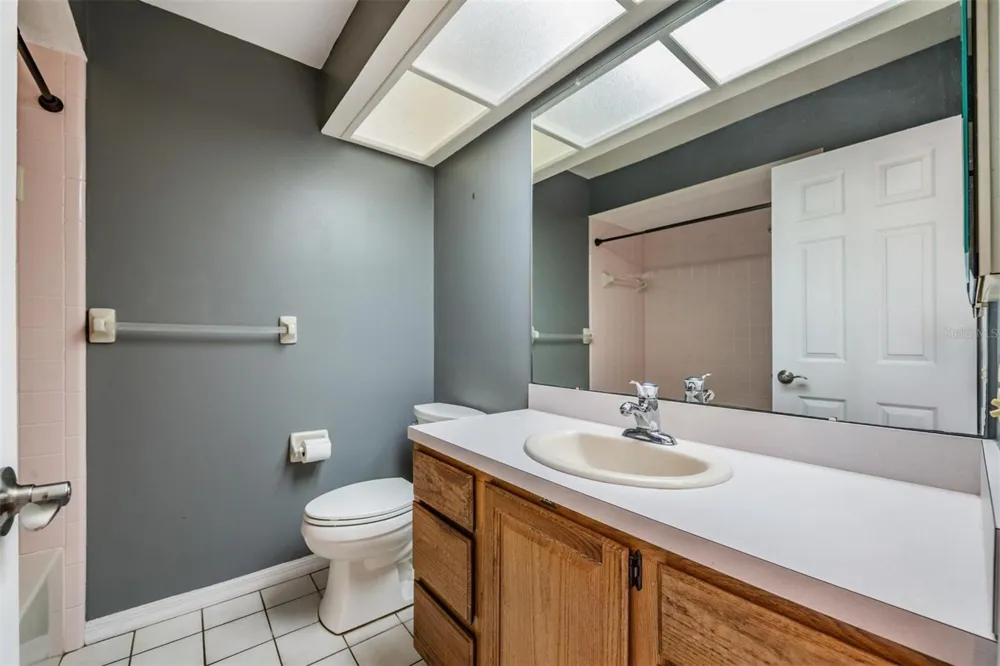3817 NICHOLAS CIRCLE Tarpon Springs, FL 34688