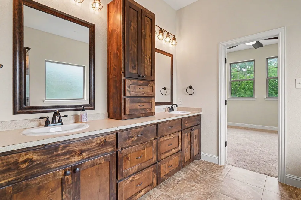 2190 County Road 2027 Glen Rose, TX 76043