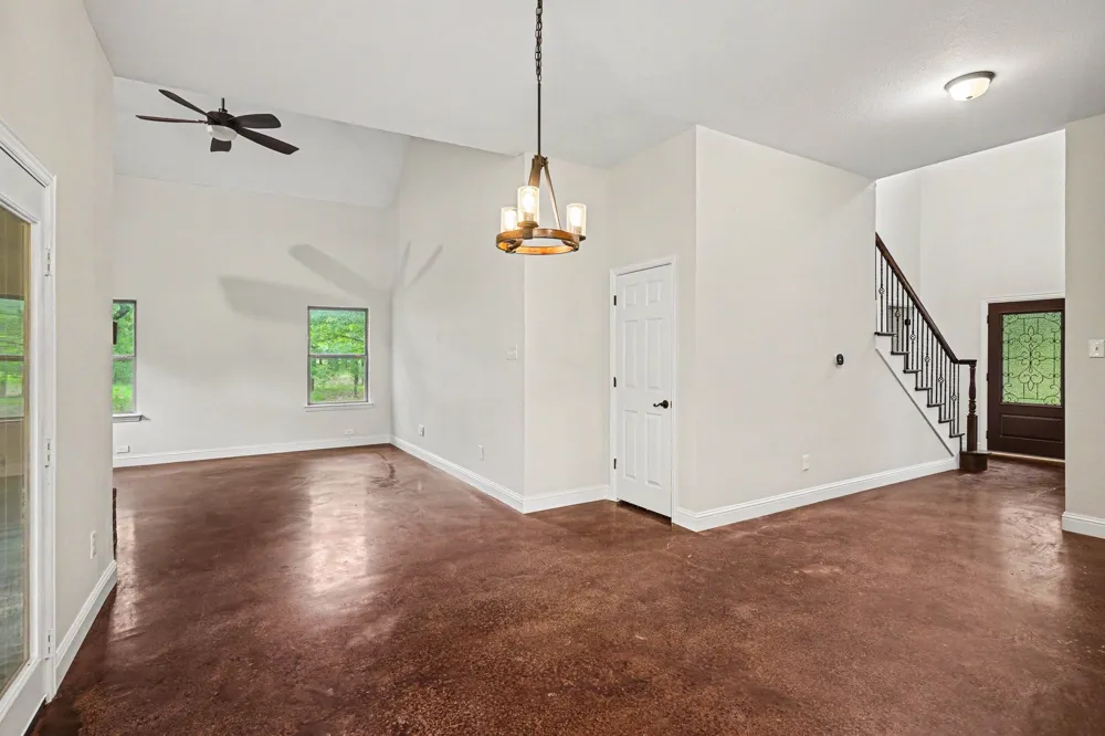 2190 County Road 2027 Glen Rose, TX 76043