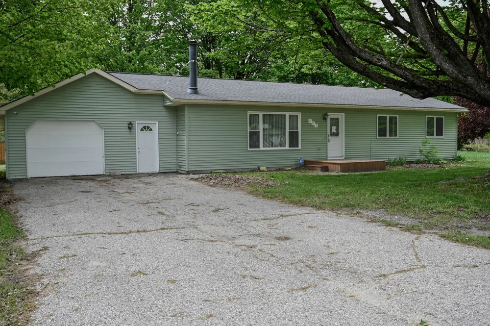 603 River Street Luther, MI 49656