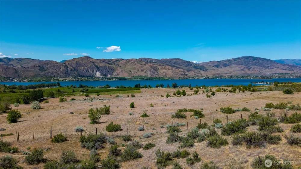 45 Thorndike Loop Road Oroville, WA 98844