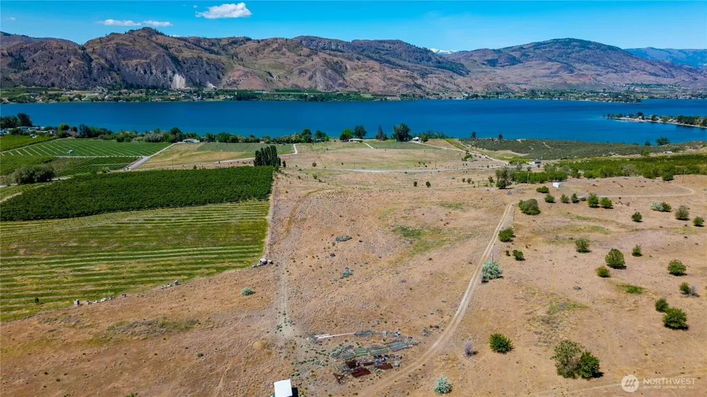 45 Thorndike Loop Road Oroville, WA 98844