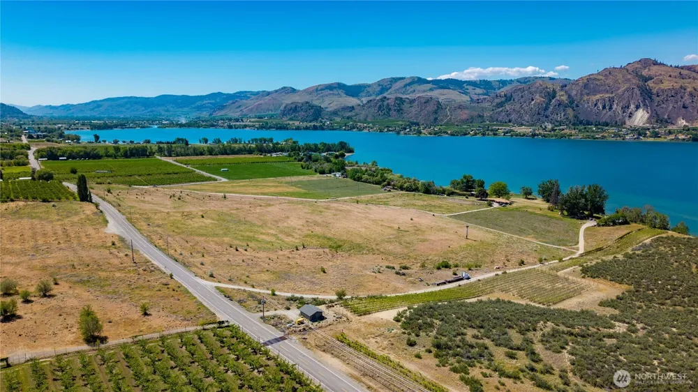 45 Thorndike Loop Road Oroville, WA 98844