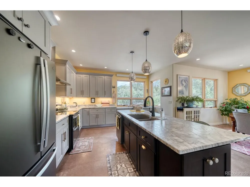 2215 Sunnyvale Crestone, CO 81131
