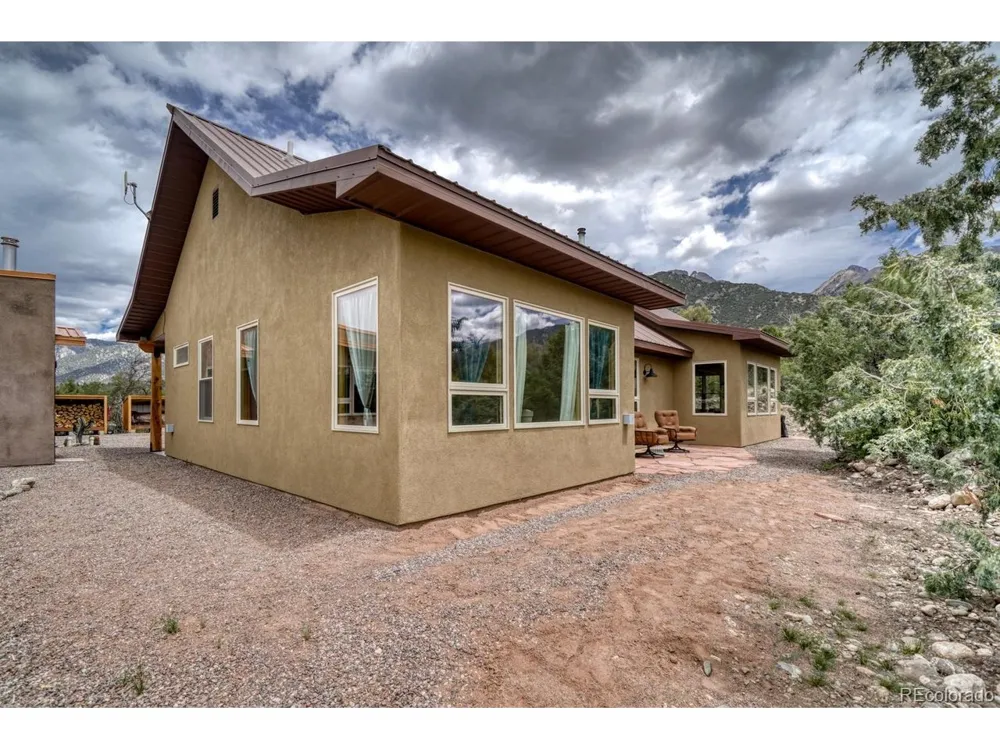 2215 Sunnyvale Crestone, CO 81131