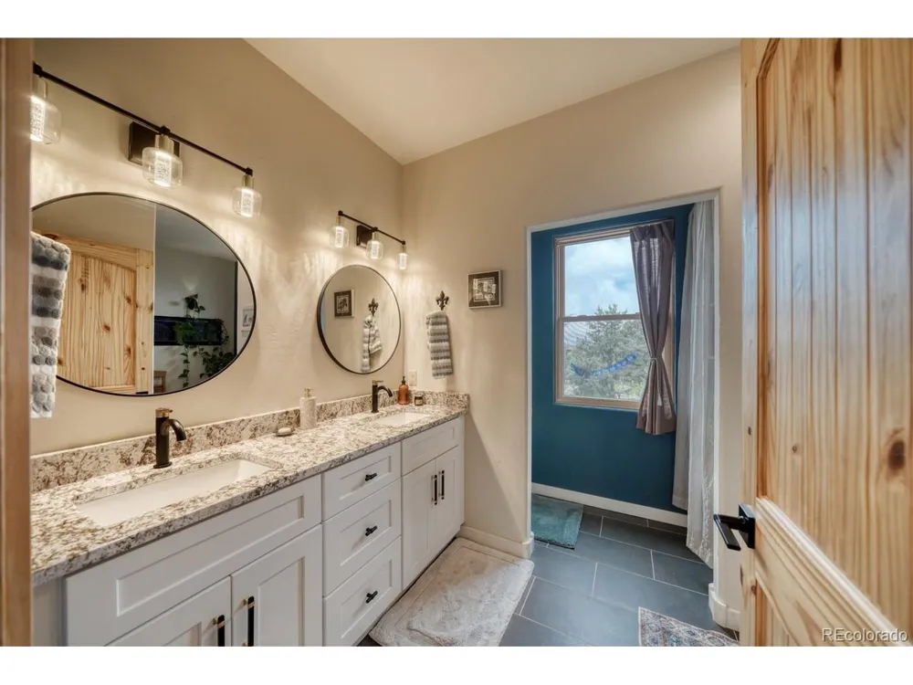 2215 Sunnyvale Crestone, CO 81131