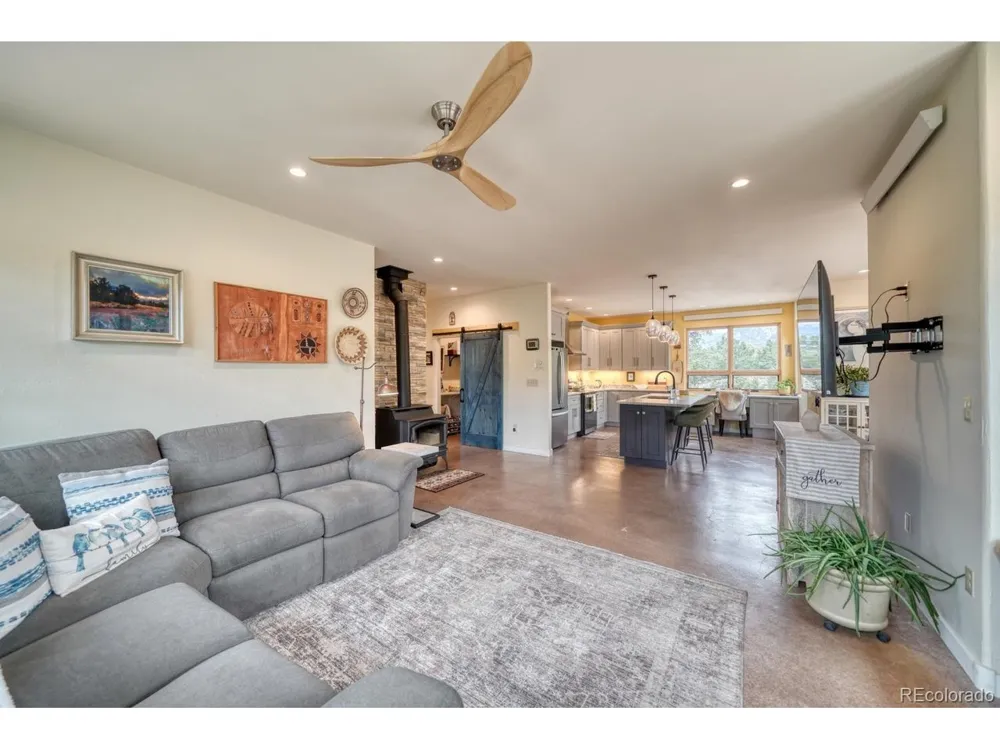 2215 Sunnyvale Crestone, CO 81131