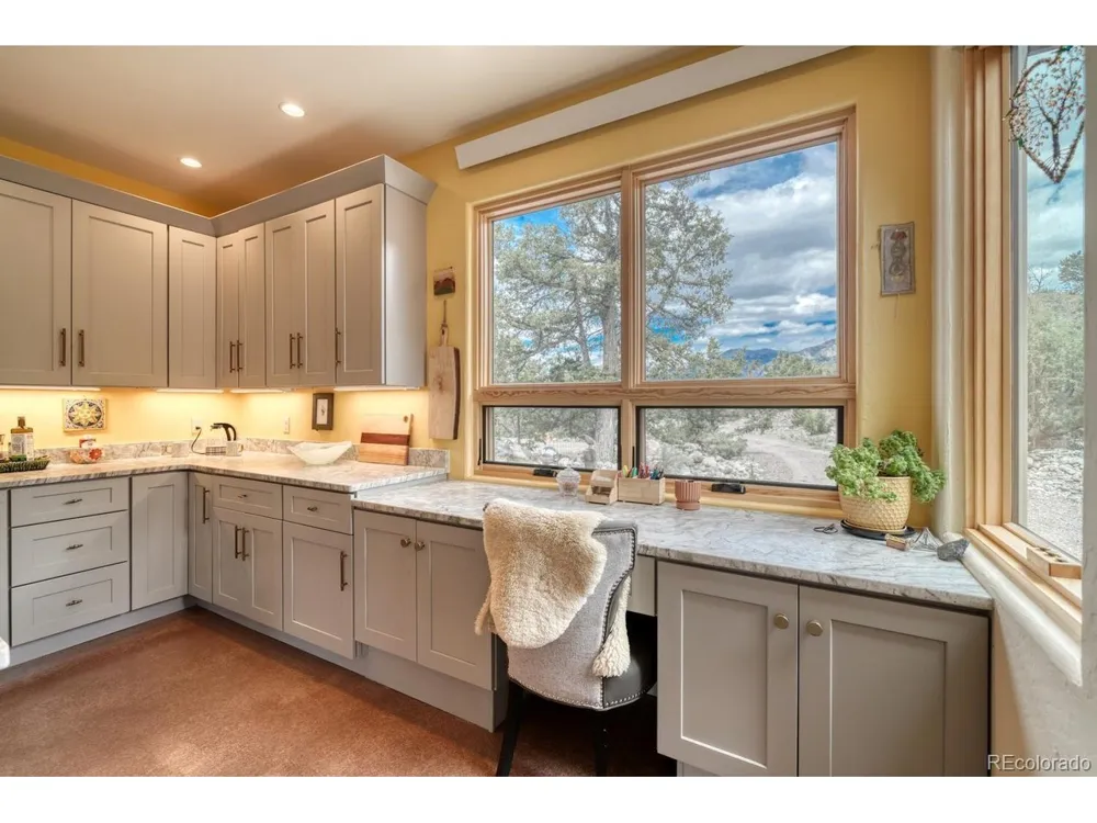 2215 Sunnyvale Crestone, CO 81131