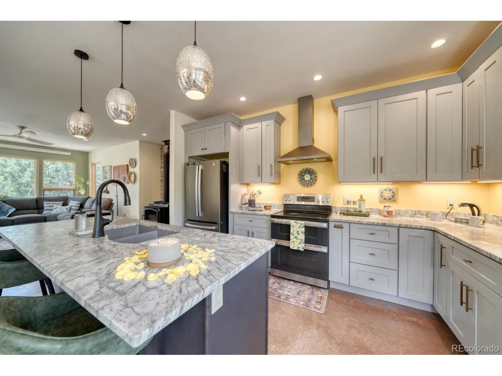 2215 Sunnyvale Crestone, CO 81131
