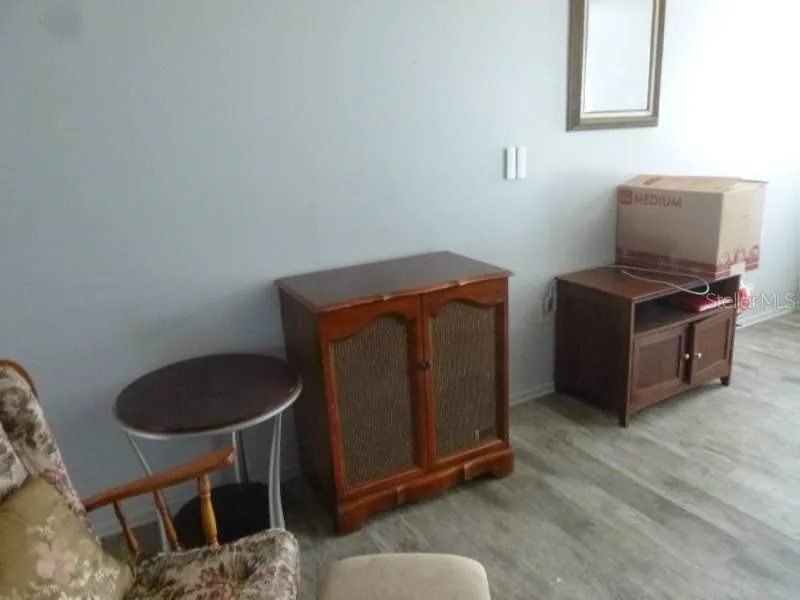 528 CENTRAL AVENUE Frostproof, FL 33843