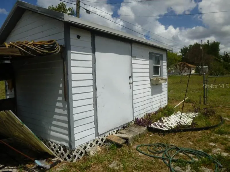 528 CENTRAL AVENUE Frostproof, FL 33843