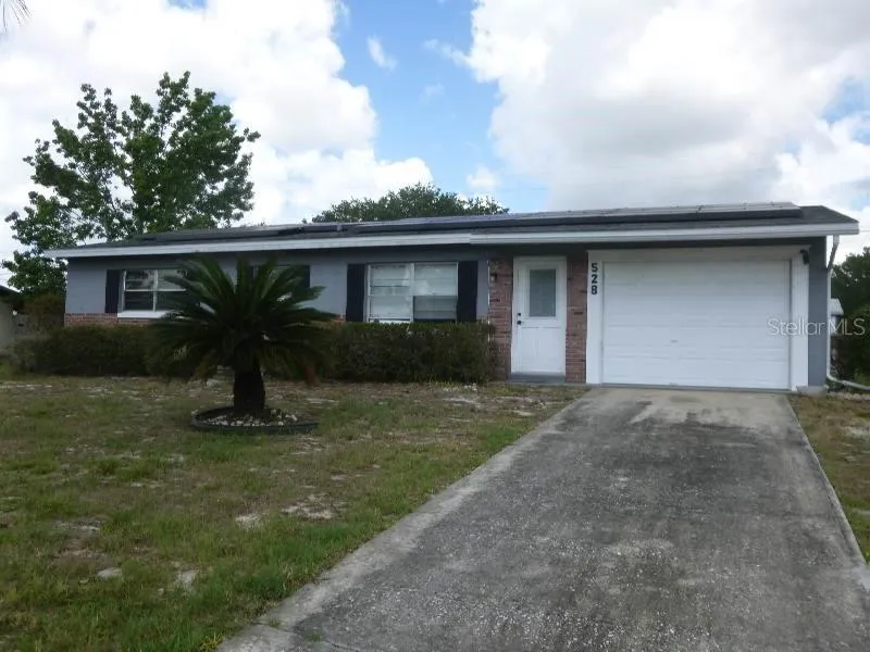 528 CENTRAL AVENUE Frostproof, FL 33843