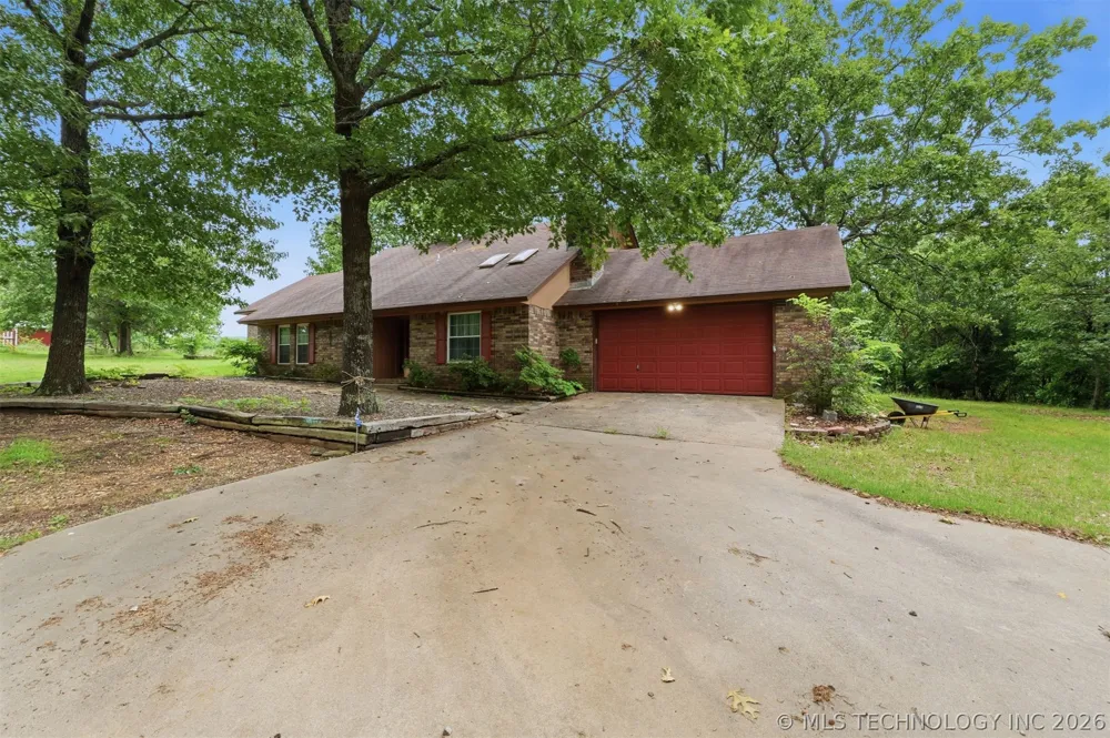 471322 E 844 ROAD Stilwell, OK 74960