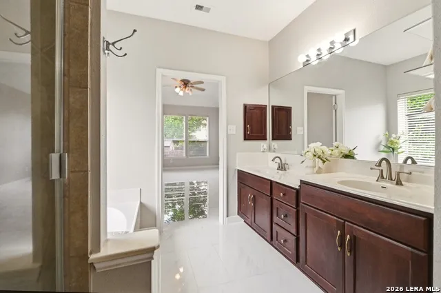 406 Primavera Loop Kyle, TX 78640