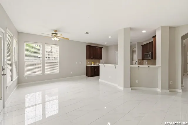 406 Primavera Loop Kyle, TX 78640