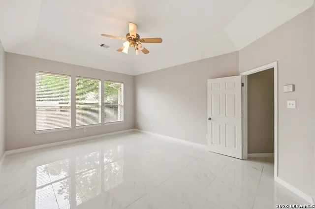 406 Primavera Loop Kyle, TX 78640