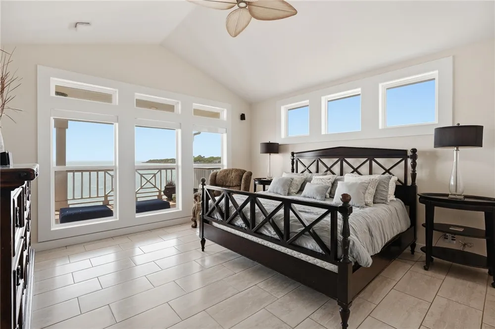 204 Bayshore Drive Ingleside, TX 78362