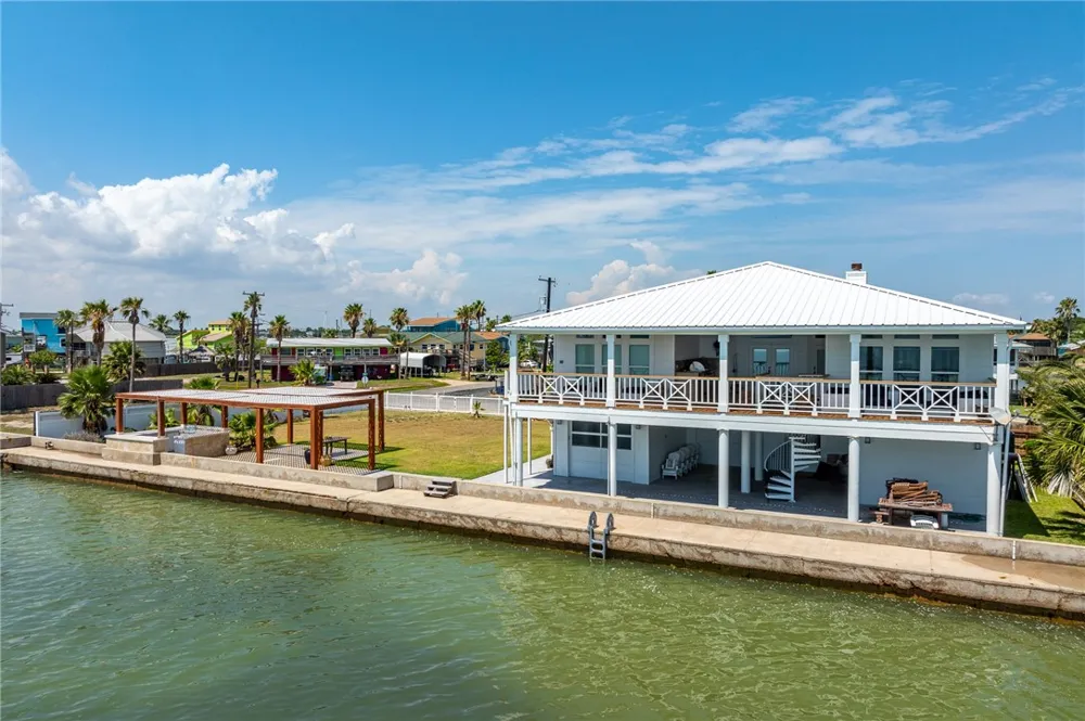 204 Bayshore Drive Ingleside, TX 78362